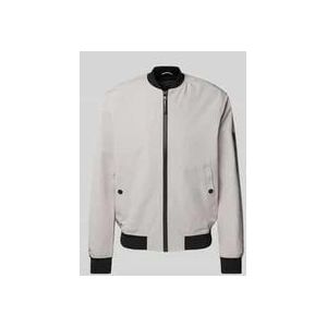 Bomberjacke mit Leistentaschen
