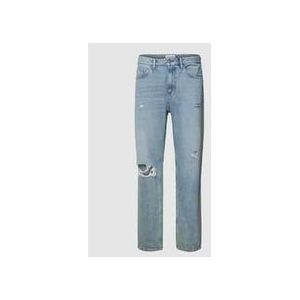 Jeans mit Destroyed-Effekten