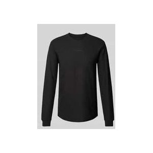 Longsleeve mit Sturkturmuster