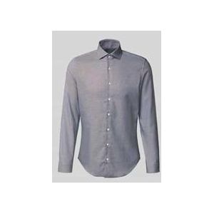 Slim Fit Business-Hemd mit Kentkragen