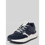 Low Top Sneaker aus Rindleder und Mesh