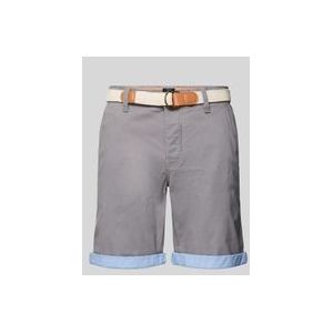 Slim Fit Bermudas mit Gürtel