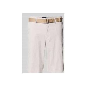 Bermudas mit Gürtel