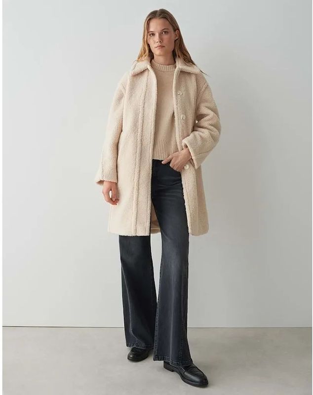 Lange jas van teddybont met steekzakken, model 'Heddy'