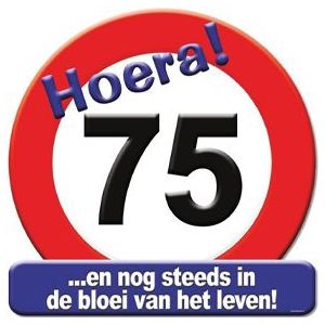 Huldeschild 75 Jaar