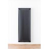 Sanifun design radiator Kyra 180 x 67,6 Zwart Dubbele.