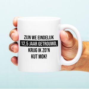 Mok Zijn We Eindelijk Zoveel Jaar Getrouwd - 12,5 Jaar van Ditverzinjeniet