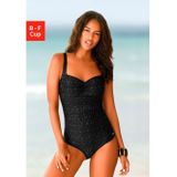 Lascana Badpak in stijlvol design met een modellerend effect