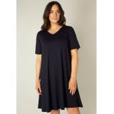 Base Level Curvy Shirtjurk Abernathy In een iets uitlopend model
