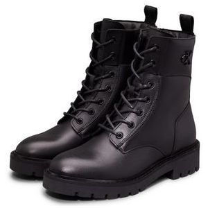 Calvin Klein Veterschoenen COMBAT BOOT MID ZIP LTH IN CALF blokhak, veterschoen, enkellaars met zij ck-sieraad