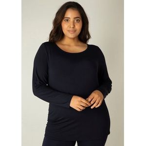 Base Level Curvy Shirt met lange mouwen met een ronde hals