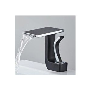 Modern Wasserhahn Bad Waschtischarmatur Wasserfall Mischbatterie Waschbecken Armaturen Badarmatur Schwarz+Chrom