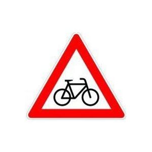 Verkehrszeichen 138-10 Dreieck 900 mm, Radfahrer kreuzen(rechts), RAL-Gütezeichen Folie RA1