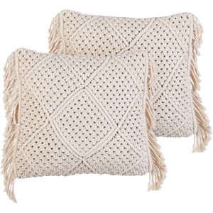 Dekokissen 2er Set Beige aus Baumwolle 45 x 45 cm Makramee Design mit Fransen Boho Stil Modern für Wohnzimmer Schlafzimmer Sofa Sessel Bett