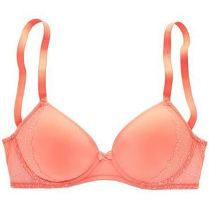 LASCANA Schalen-BH Tiziana mit dekorativer Spitze, Dessous