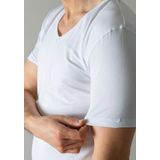 BALDESSARINI Unterhemd Shirt, 1/2, V-Ausschnitt (2er Pack) V-Ausschnitt, Kurzarm, Logoschriftzug