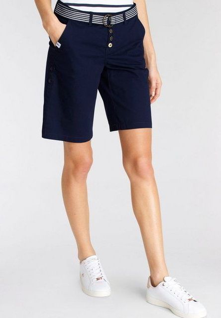 DELMAO Chinoshorts zum Krempeln, mit passendem Gürtel