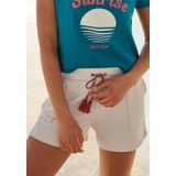 Vivance Sweatshorts Kurze Hose mit aufgesetzten Taschen und Kontrastkordel, Loungewear