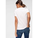 Tommy Hilfiger T-Shirt HERITAGE V-NK TEE mit Tommy Hilfiger Logo-Flag auf der Brust