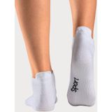 Bench. Sneakersocken (Packung, 6-Paar) mit feiner Mesh Konstruktion und Mittelfußgummi