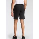 PUMA Trainingsshorts ESS NO. 1 LOGO SHORTS 10" Sweatshorts mit weichem French Terry Material
