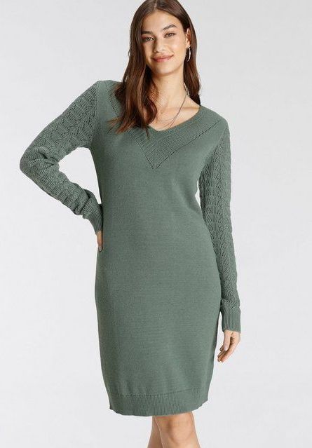 Tamaris Strickkleid festlich, lang, feminin und figurbetont, aus Viskosemischung