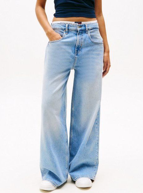 Tommy Jeans Loose-fit-Jeans Charlie Mid Rise Lose Wide mit Logostickerei