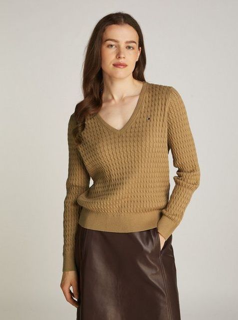 Tommy Hilfiger V-Ausschnitt-Pullover CO CABLE V-NK LS SWT mit Zopfmuster, Logostickerei