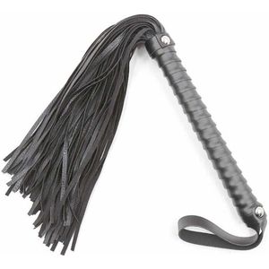 Flogger mit strukturiertem Griff