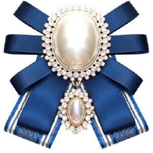 Vrouwen Pearl Bow-knoop Bow Tie Cloth Brochoch Kleding Accessoires  Style: Pin Buckle Versie (Blauw)