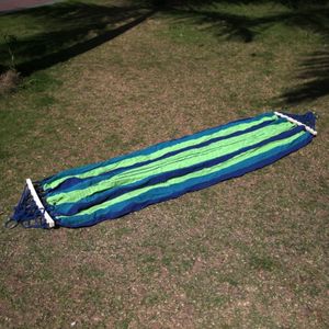 Buiten Rollover-resistente Single persoon Canvas hangmat Portable strand schommel Bed met houten stokken  maat: 200 x 80cm (blauw)
