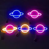 LED Planet Neon Light Slaapkamer Universe Shape Decoration Night Light (Roze Licht)