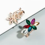 2 paren kleur Diamond Ear Clip Persoonlijkheid Simple Ice Flower Oorbellen Girl Heart Sweet Oorbellen (Wit)