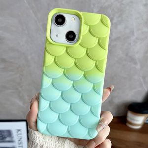 Voor iPhone 13 Gradint Zeemeermin Schaal Huidgevoel Telefoonhoesje (Blauw Groen)