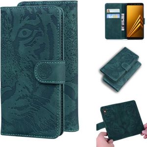 Voor Samsung Galaxy A8 (2018) Tiger Embossing Pattern Horizontale Flip Lederen Case met Holder & Card Slots & Wallet(Groen)