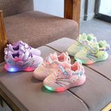 WISDOMFROG Kinderen Light-Up Schoenen Flying Weave Ademende Meisjes En Jongens Zachte Bodem Sneakers  Maat: 26 (Roze)