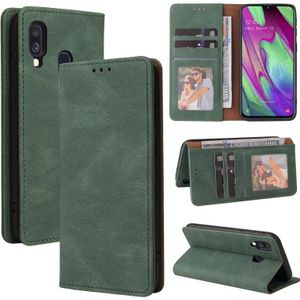 For Samsung Galaxy A40 Simple Suction Closure Horizontal Flip Leather Case with Holder & Card Slot & Wallet(Green)