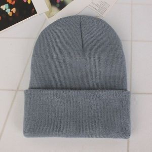 Eenvoudige effen kleur warme Pullover gebreide Cap voor mannen/vrouwen (lichtgrijs)