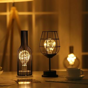 Retro klassieke ijzeren kunst LED tafellamp lezing lamp nachtlampje slaapkamer lamp Bureau verlichting huis decoratie  lampenkap stijl: rode wijn glas + rode wijn fles