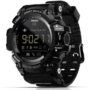 Lokmat MK16 LCD-scherm 50m waterdicht Smart Watch  Support Information Reminder / Remote Camera / Walking Motion Monitor (Zwart)