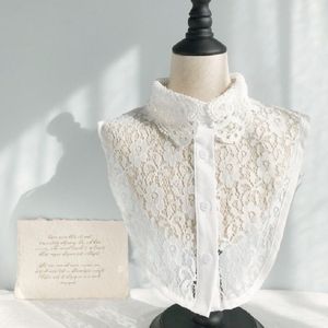 Witte vrouwen herfst en winter kant wild nep kraag shirt decoratie kraag  stijl: een