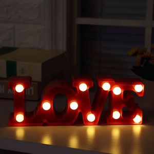 Creatieve liefde vorm Warm wit LED decoratie Light  2 x AA batterijen aangedreven partij Festival tabel bruiloft Lamp nacht Light(Red)