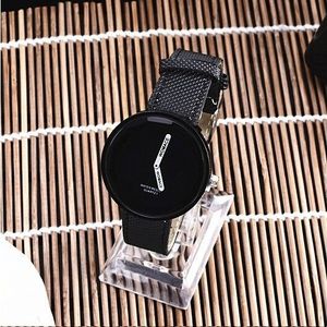 Eenvoudige stijl ronde Dial matte lederen band quartz horloge voor mannen/vrouwen (zwart)