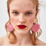 Perzik hart oorbellen Retro serie acryl Stud Earrings voor vrouwen (rood roze)