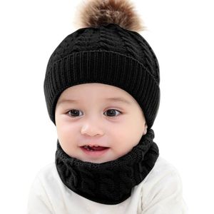 Gebreide warme ronde machinedop beschermt oormuts baby winterhoeden caps + sjaal pakken (zwart)