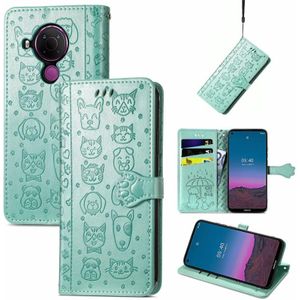 Voor Nokia 5.4 Mooie kat en hond embossing patroon horizontale flip lederen tas  met houder & kaart slots & portefeuille & cartoon clasp & lanyard