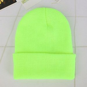 Eenvoudige effen kleur warme Pullover gebreide Cap voor mannen/vrouwen (licht groen)