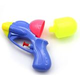 2 PC'S buiten kinderen strand speelgoed nostalgische kunststof kleine water pistool  willekeurige levering