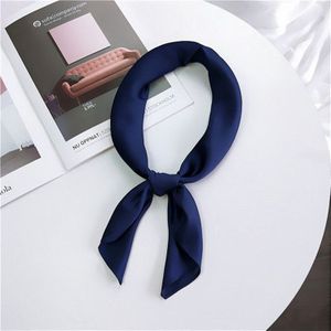 Zachte gemiteerde zijde stof solid color kleine vierkante sjaal professionele zijden sjaal voor vrouwen  lengte: 70cm (Navy Blue)