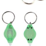 2 PC'S Mini Pocket sleutelhanger zaklamp Micro LED squeeze licht Outdoor Camping ultra heldere noodsleutel ring licht toorts lamp (groen)